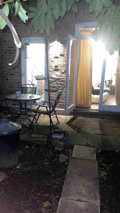Deluxe Garden Apartment ロンドン エクステリア 写真